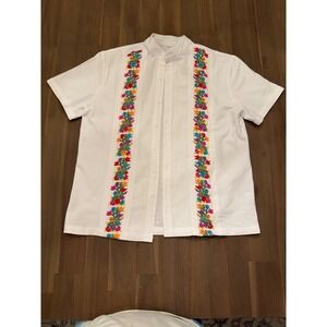 Kids White Embroidered Floral Short Sleeve Button Up Shirt‎ Size 160